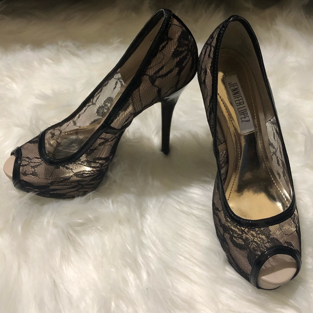 New Jennifer Lopez Platform Lace Heels size 5 1/2